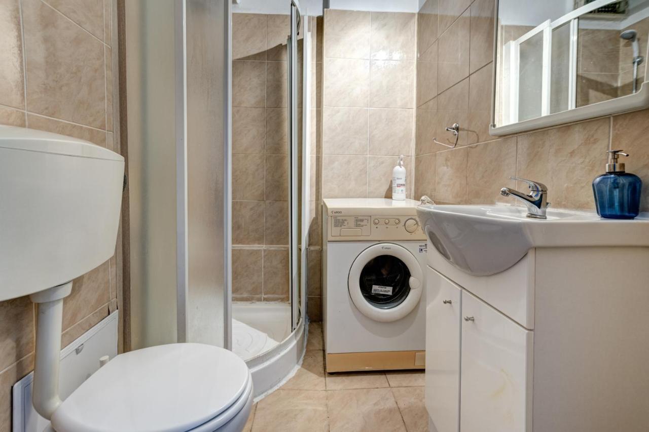 Ultracentral Universitate Apartment Βουκουρέστι Εξωτερικό φωτογραφία