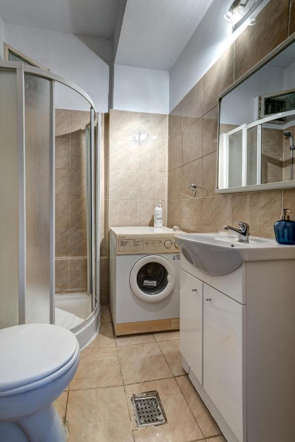 Ultracentral Universitate Apartment Βουκουρέστι Εξωτερικό φωτογραφία
